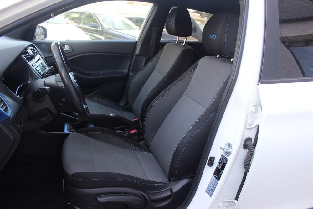 i20 1.2 84 ch INITIA + CLIMATISATION + BLUETOOTH 2016 occasion 34430 Saint-Jean-de-V&eacute;das