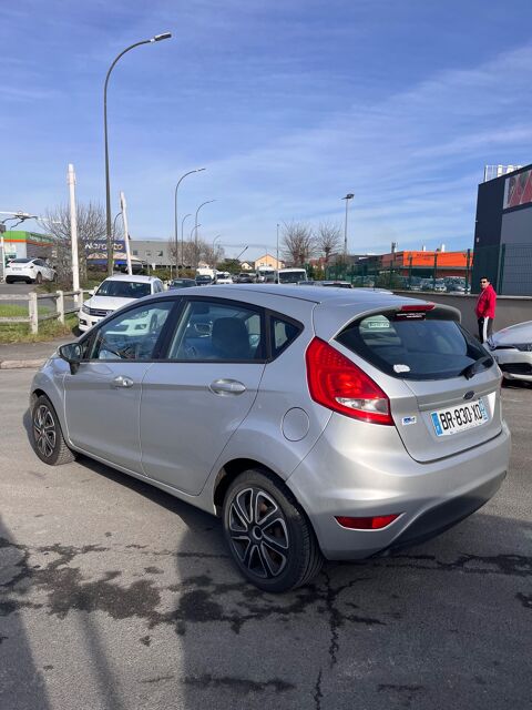 Fiesta 1.4 TDCI 68CH TREND/ KIT DISTRIB + VIDANGE OK/ CLIMATISATION 2009 occasion 78500 SARTROUVILLE