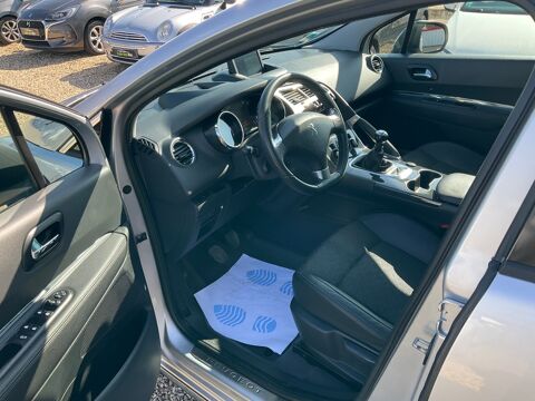 3008 I 1.6 HDI 115 CV FINITION ALLURE TOUTE OPTIONS 177 293 KM 2014 occasion 45500 GIEN
