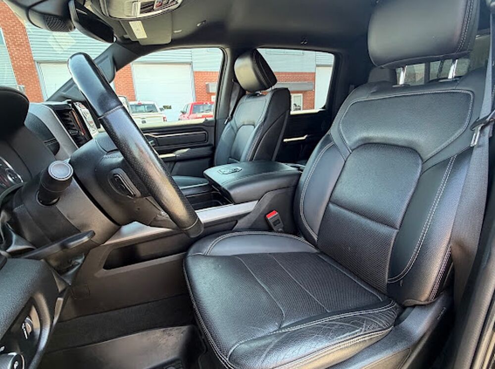 RAM 5,7L V8 HEMI SPORT CUIR - 2022 - 59900€ ttc 2022 occasion 60300 SENLIS