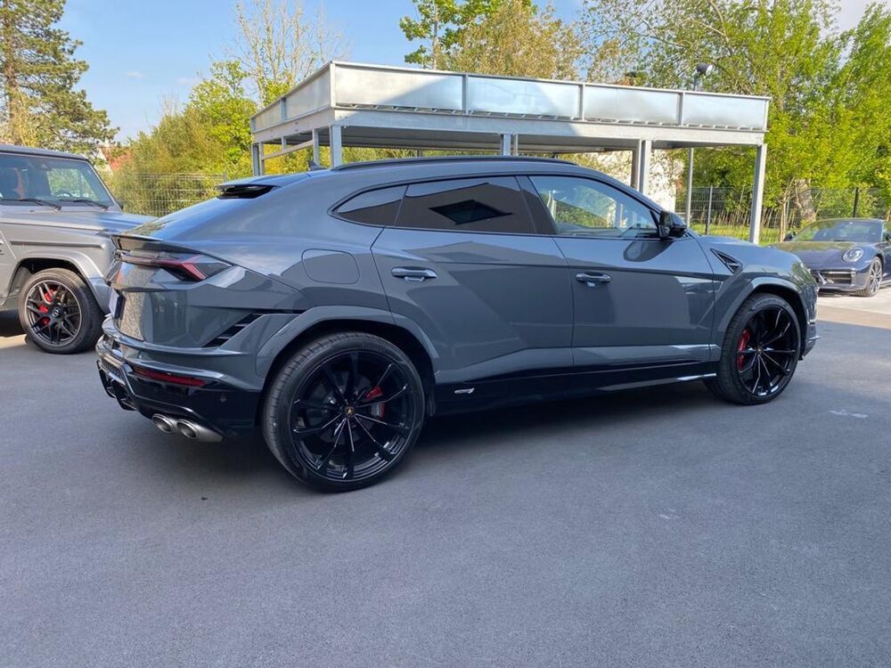 Urus 4.0 V8 S 666 CH / AKRAPOVIC / TVA / 11437 KMS 2023 occasion 62780 CUCQ