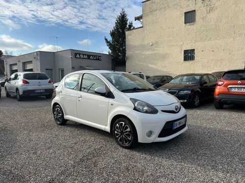 Toyota Aygo 1.0 VVTI 68ch MC Active / 2014 / 90 000 km / Climatisation / 2014 occasion Lyon 8e Arrondissement 69008