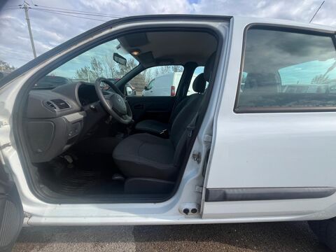 Clio 5 Portes 1.2 i GPL 60 cv *Finition Access/ 63Mkms / GPL / 2&egrave; 2010 occasion 34770 Gigean
