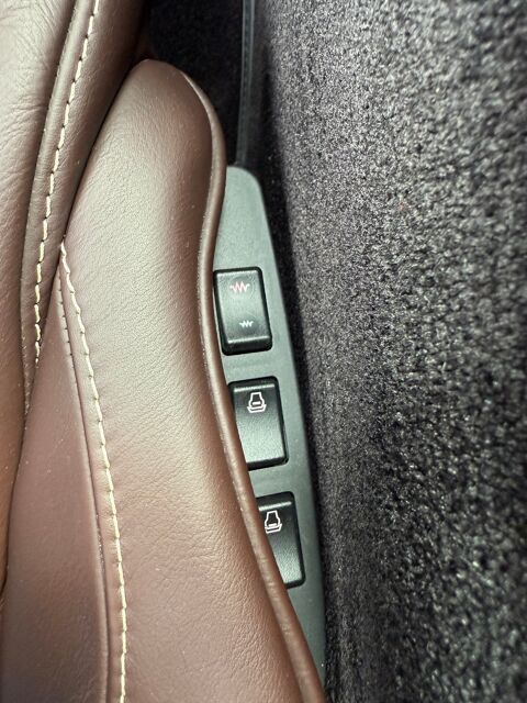 DB9 VOLANTE 5.9L V12 / 20497 KMS 2010 occasion 62780 CUCQ