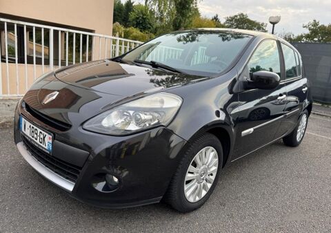Renault clio iii - 3 PHASE 2 1.2 75 TOMTOM EDITION TBEG G
