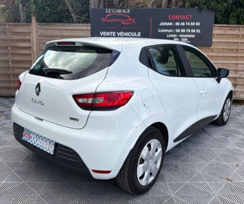 Clio St&eacute; 1.5 dCi 90ch energy Air M&eacute;diaNav eco&sup2; 2017 occasion 84300 Cavaillon