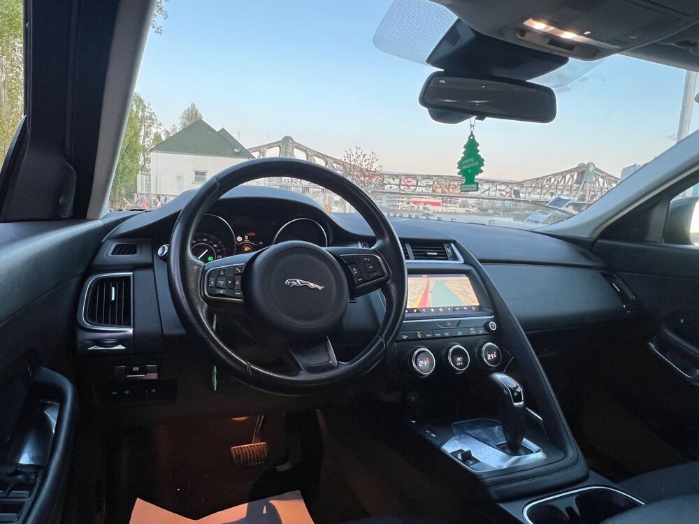 E-PACE 2.0D 150 CH AWD BVA BUSiNESS 2018 occasion 94140 Alfortville