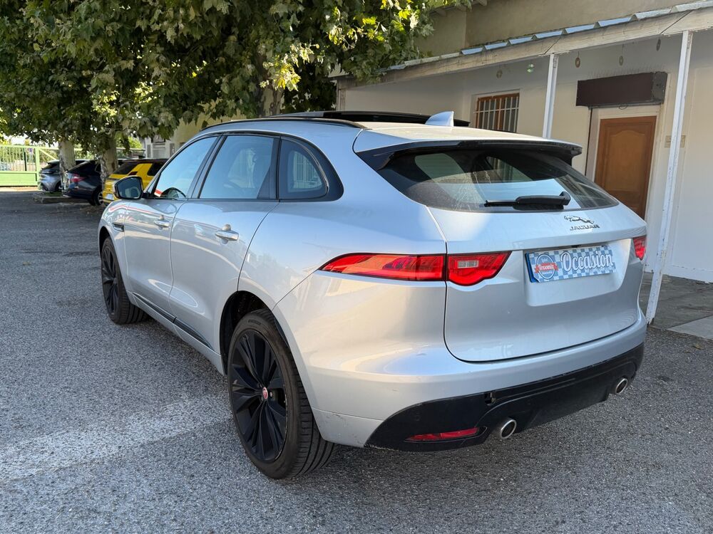 F-PACE 3.0D S BVA R-SPORT DYNAMIC 300 CARNET DISPO + SUIVI SOLIDE 2017 occasion 69330 MEYZIEU