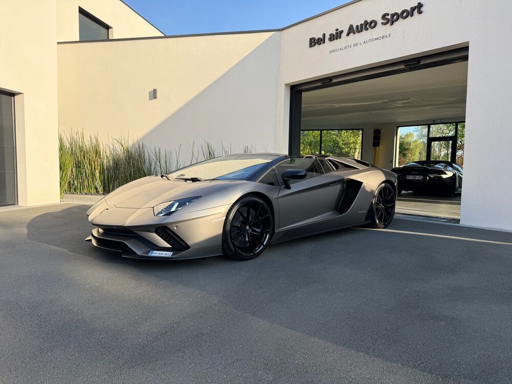 Aventador S ROADSTER 6.5L V12 / 741 CH / CARNET COMPLET / TVA / 34352 2018 occasion 62780 CUCQ