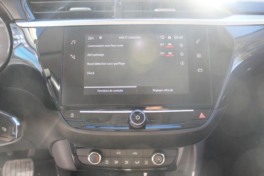 Corsa VI 1.2 TURBO 100 ch ELEGANCE BUSINESS BVA8 + CARPLAY / CLIM 2022 occasion 34430 Saint-Jean-de-V&eacute;das