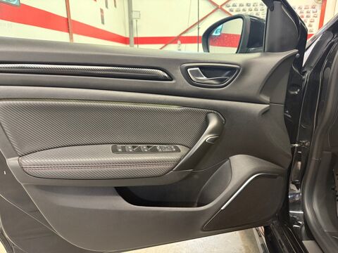 M&eacute;gane IV RS 1.8 TCE BVA / SUIVI CONSTRUCTEUR COMPLET / GARANTIE 2018 occasion 85300 CHALLANS
