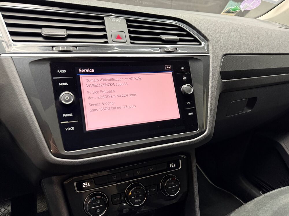 Tiguan 1.5 TSI 150ch DSG7 - CARAT - 1&deg;MAIN / ATTELAGE / APPLECARPLA 2019 occasion 45560 Saint-Denis-en-Val