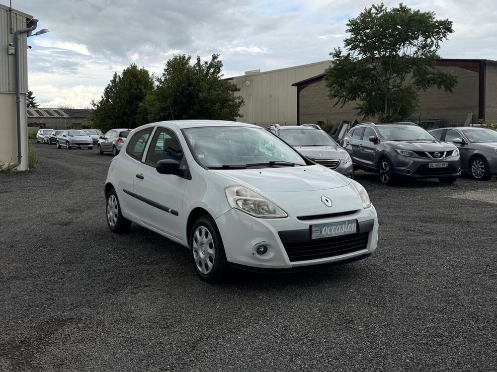 Divers 3 phase 2 Soci&eacute;t&eacute; 2 places 1.5 DCi 75cv 2012 - Distribution 2012 occasion 91670 ANGERVILLE
