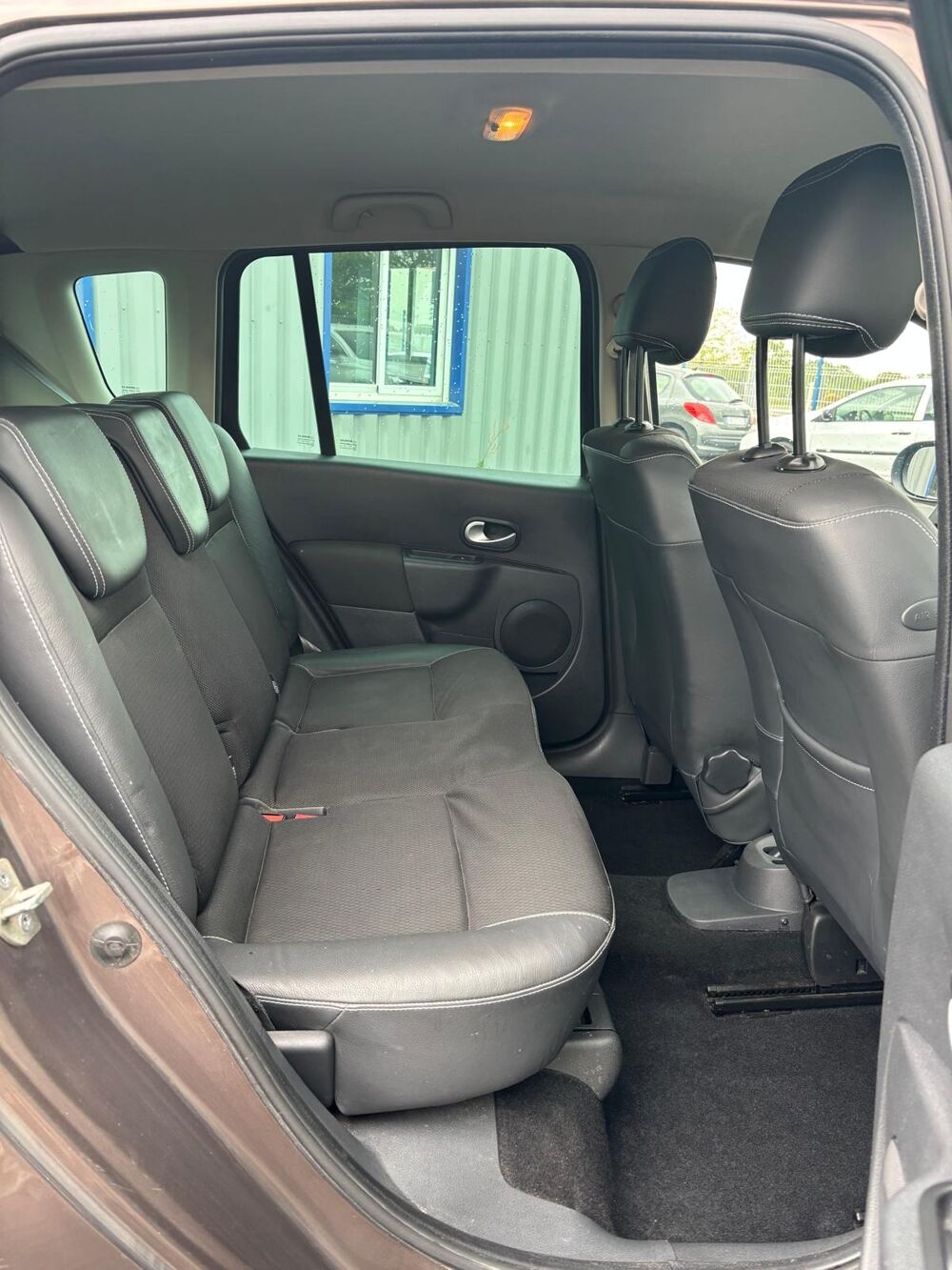Grand Modus 1.5 DCI 85 / FAIBLE KILOMETRAGE / GARANTIE 12 MOIS 2011 occasion 49290 MAUGES SUR LOIRE
