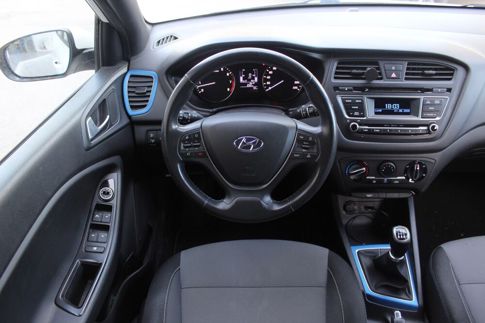 i20 1.2 84 ch INITIA + CLIMATISATION + BLUETOOTH 2016 occasion 34430 Saint-Jean-de-V&eacute;das