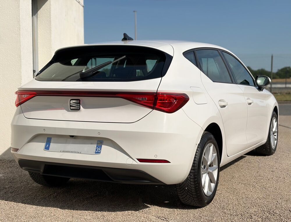 Leon 1.0 etsi 110 CV DSG7 FINITION STYLE / Reprise possible 2022 occasion 45190 Beaugency