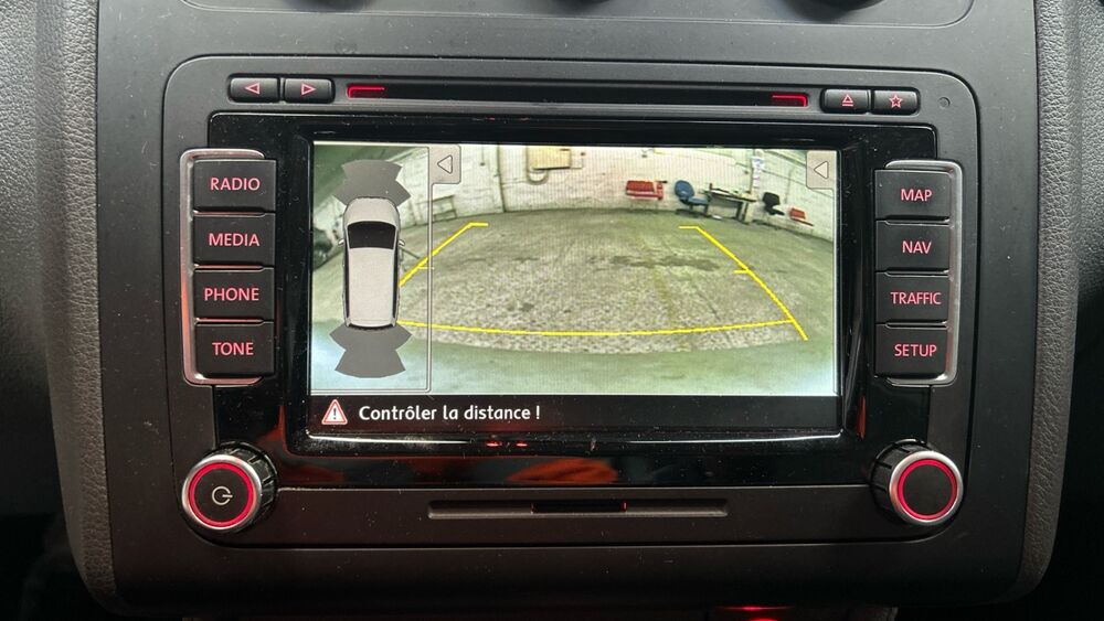 Touran 2.0 TDI 140 CV DSG 6 FINITON CARAT 2013 occasion 01360 Balan