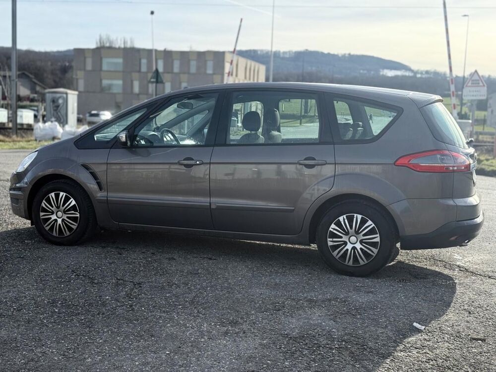S-MAX 1.6 Tdci 115cv 2012 occasion 74520 Ch&ecirc;nex