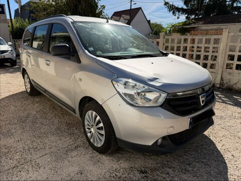 Lodgy 1.5 DCI 110 1ERE MAIN 7 PLACES RADAR DE RECUL PORT USB AUXIL 2012 occasion 78800 Houilles