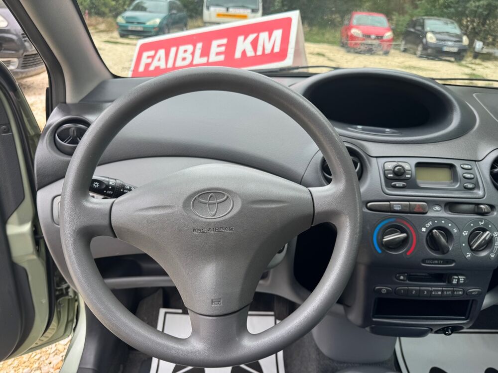 Yaris 1.0 Moteur &agrave; chaine 63 000 KM 2003 occasion 45500 GIEN