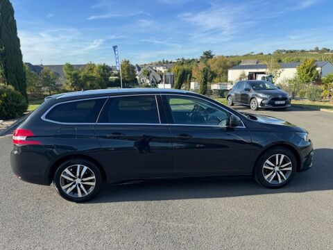 308 SW 130ch Allure Business EAT8 1ERE MAIN 2020 occasion 49570 Montjean-sur-Loire