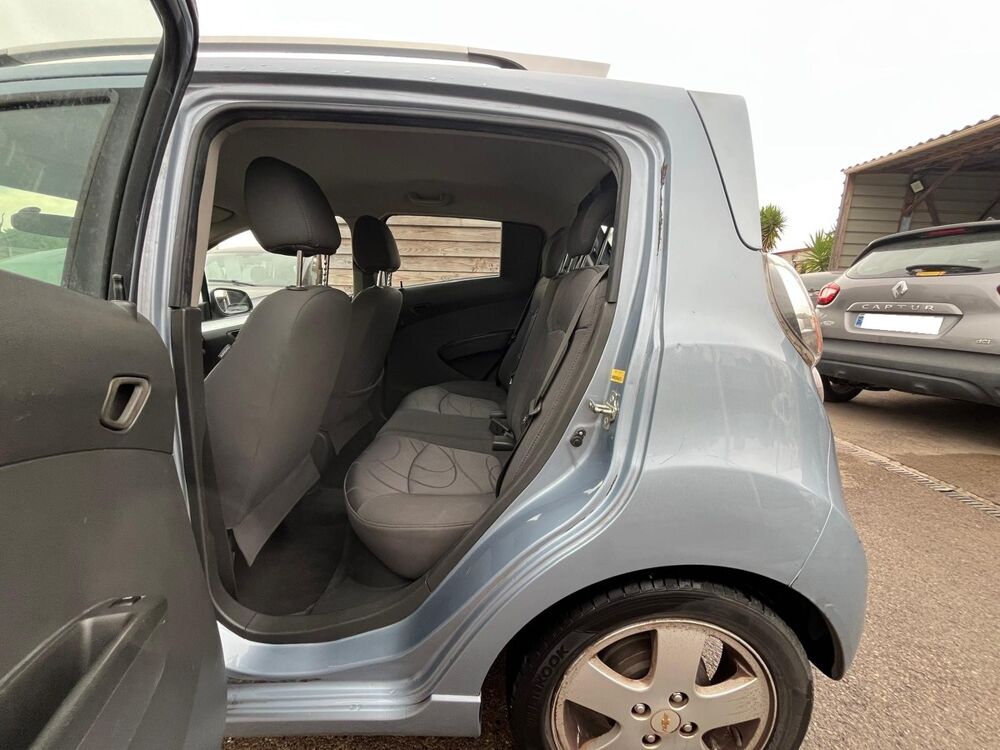 Spark 1.2 i 16V 81 cv * Finition LT / Clim / D&eacute;tecteur d'obstacle 2011 occasion 34770 Gigean