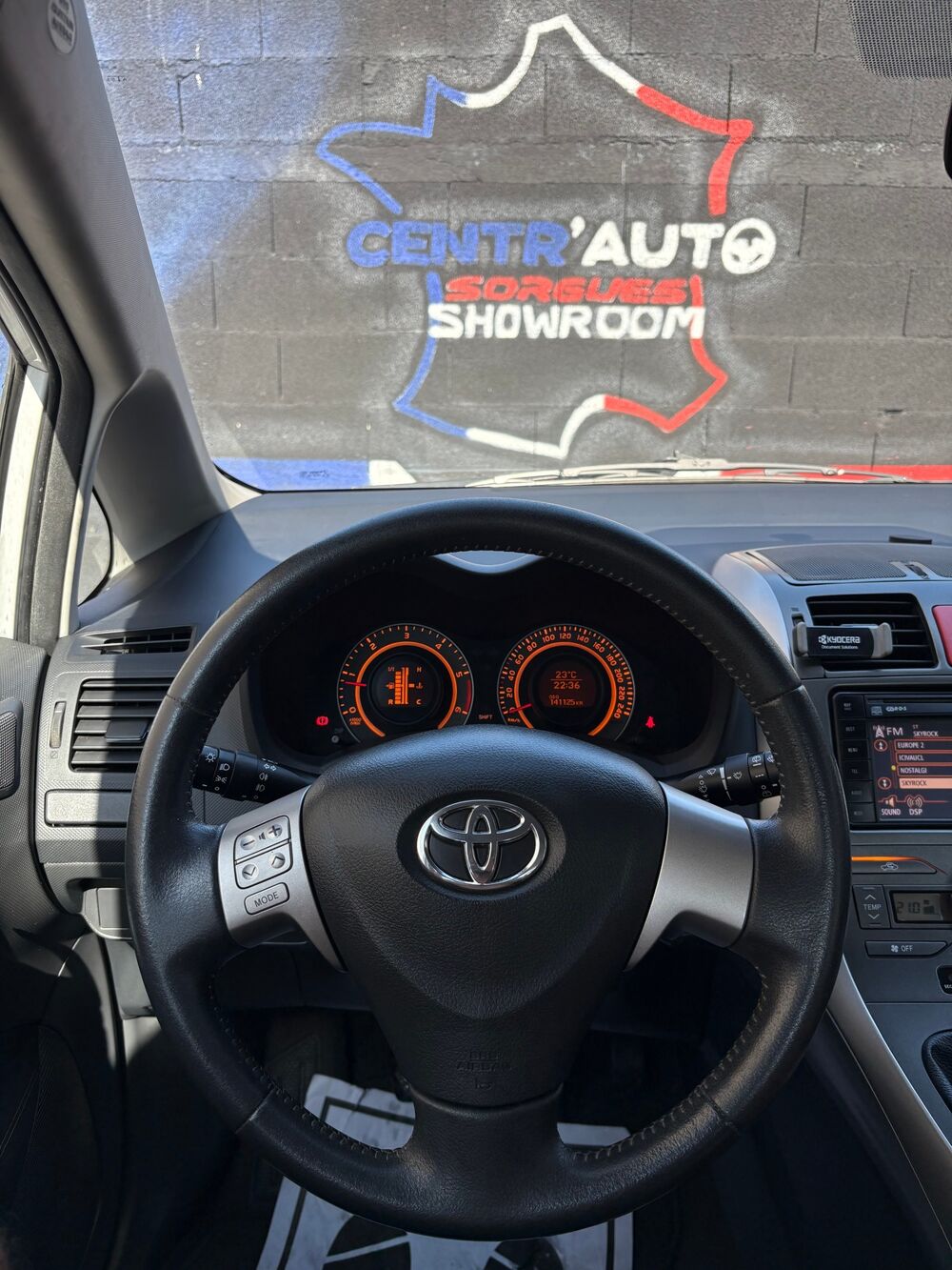 Auris (I) 1.4 D4D 90cv Active GPS & Clim 2009 occasion 84700 SORGUES