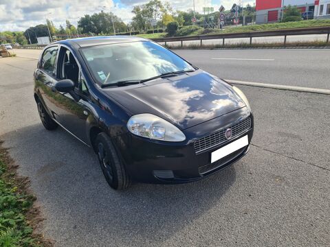 Fiat Grande Punto 1.2 EVO 98 MKM 1 er main CT OK TRES BON ETAT 2010 occasion Coigni&egrave;res 78310