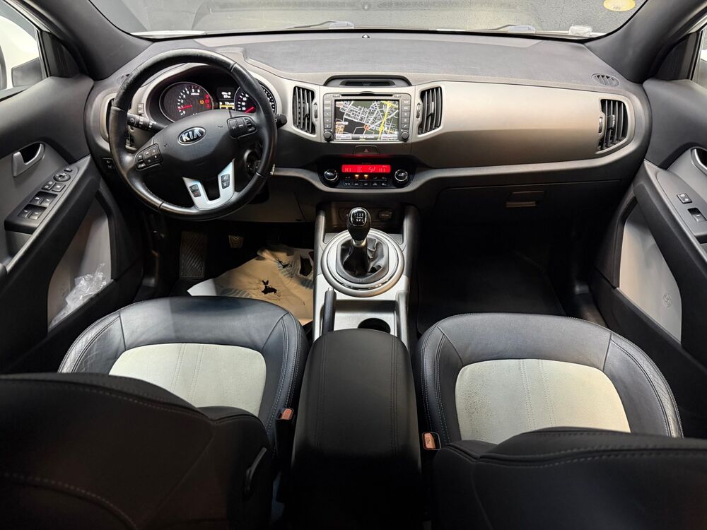 Sportage III Phase 2 2.0 CRDi VGT DPF 4x4 136 cv R&eacute;v&eacute;lation 2015 occasion 69740 Genas