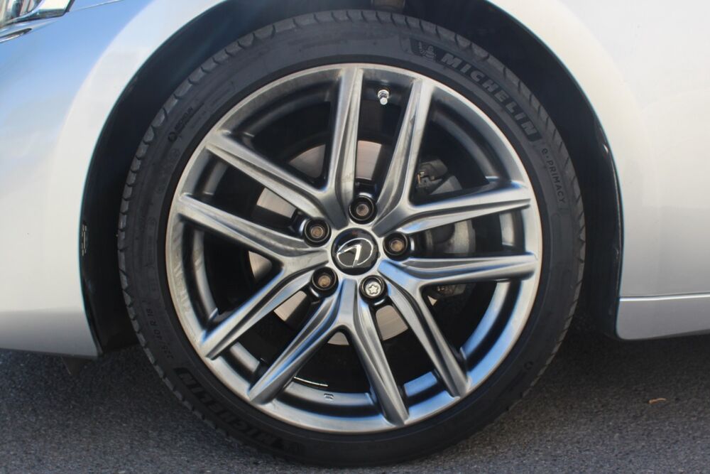 IS III (2) 300H F SPORT EXECUTIVE FULL OPTIONS + CARPLAY / ENT 2020 occasion 34430 Saint-Jean-de-V&eacute;das