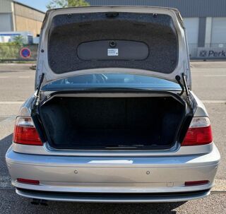 S&eacute;rie 3 330 ci Luxe BVA TBEG B 2003 occasion 69680 CHASSIEU