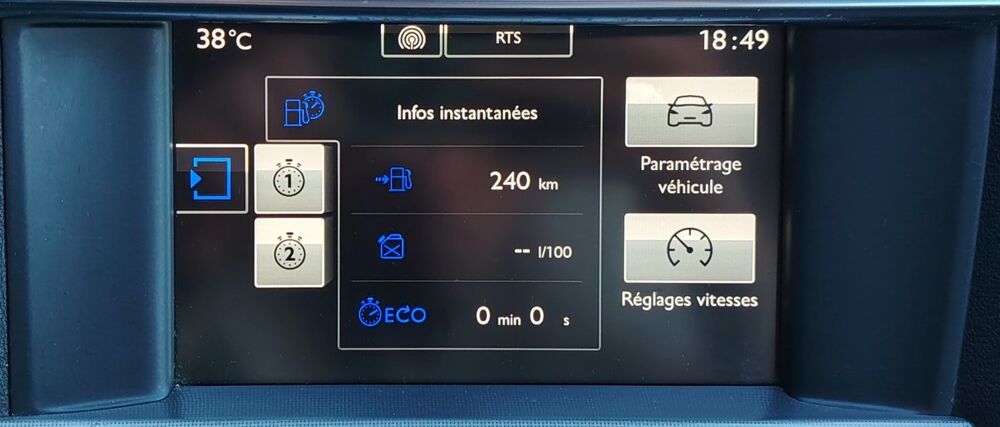 C4 II (2) 1.6 BLUEHDI 120 S&S MILLENIUM BUSINESS BV6 / CARPLAY 2015 occasion 34500 B&eacute;ziers