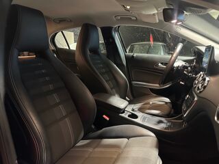 Classe GLA (X156) Phase 2 220 2.1 d 16V 7G-DCT Sensation **** Entretie 2018 occasion 51370 CHAMPIGNY
