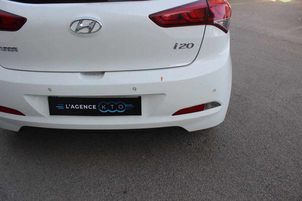 i20 1.2 84 ch INITIA + CLIMATISATION + BLUETOOTH 2016 occasion 34430 Saint-Jean-de-V&eacute;das