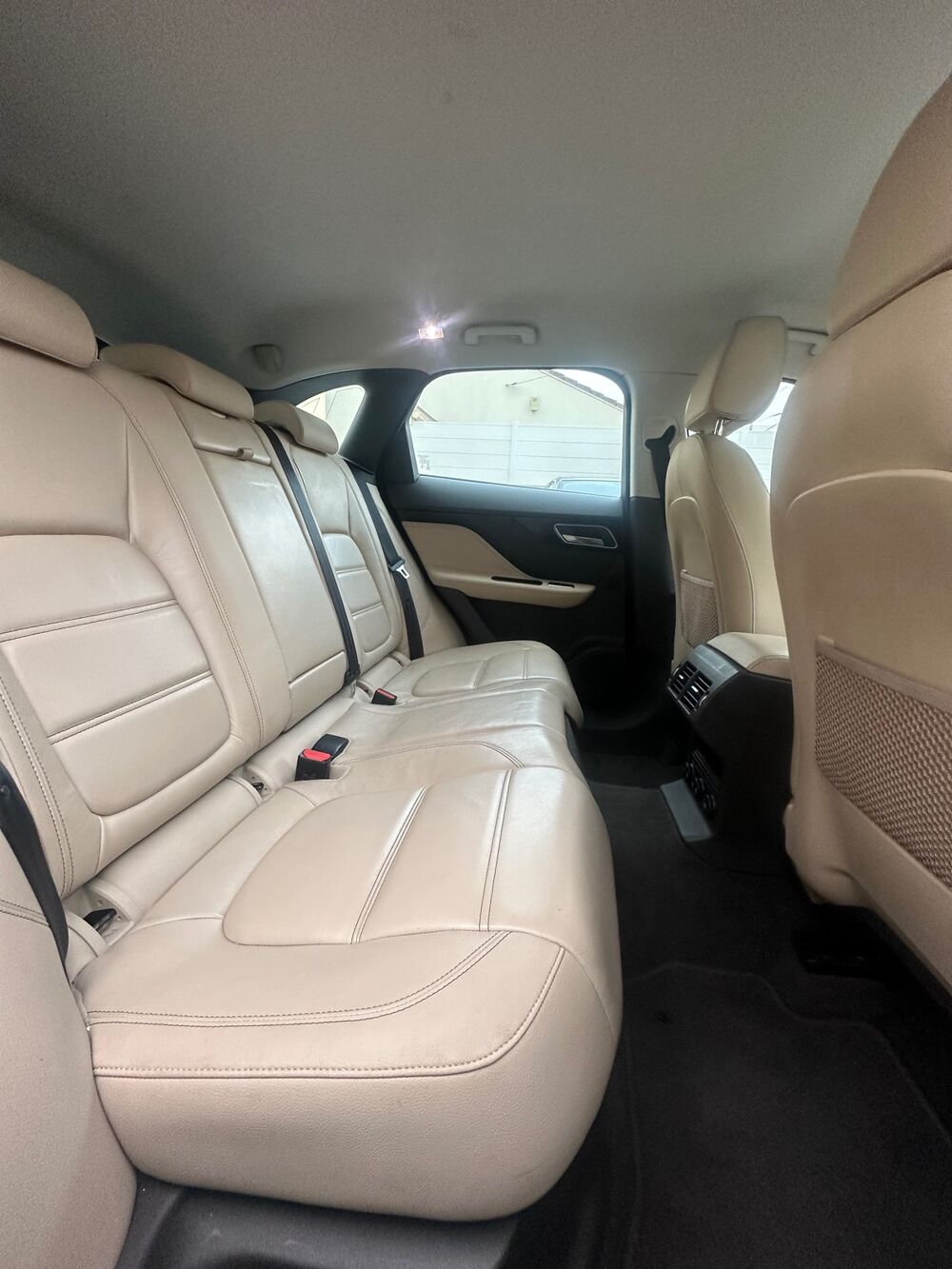 F-PACE 2.0 D 180 PRESTIGE AWD BVA8 2017 occasion 93600 Aulnay-sous-Bois