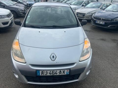 Clio III III (2) 1.5 DCI 70 DYNAMIQUE 5P EURO5 OK 3 2009 occasion 78310 Coigni&egrave;res