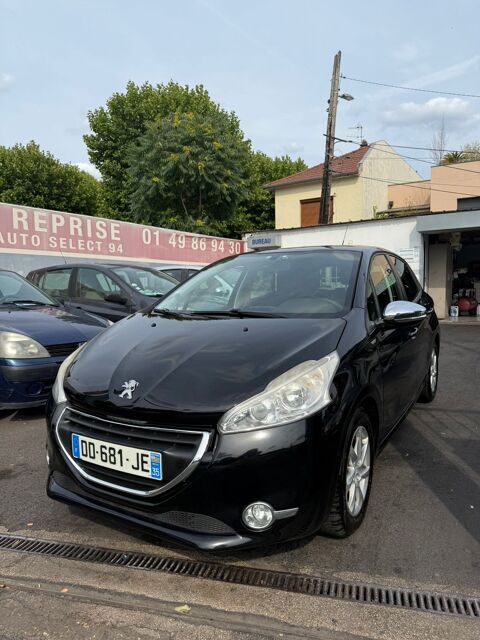 Peugeot 208 - 1.2 vti - Noir
