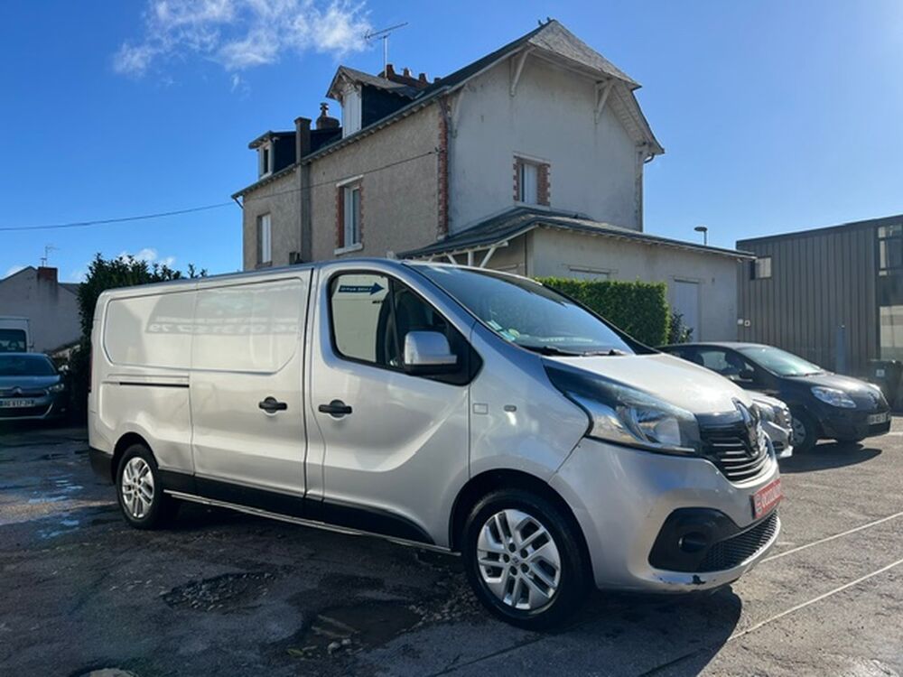 Trafic III Fourgon L2H1 1.6 dCi 120 ch. 2014 occasion 41000 Blois