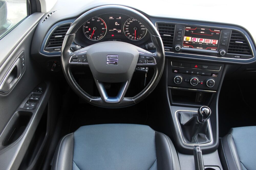 Leon III 1.2 TSI 110 ch S&S CONNECT + CARPLAY / CLIM AUTO / JA 17 2016 occasion 34430 Saint-Jean-de-V&eacute;das