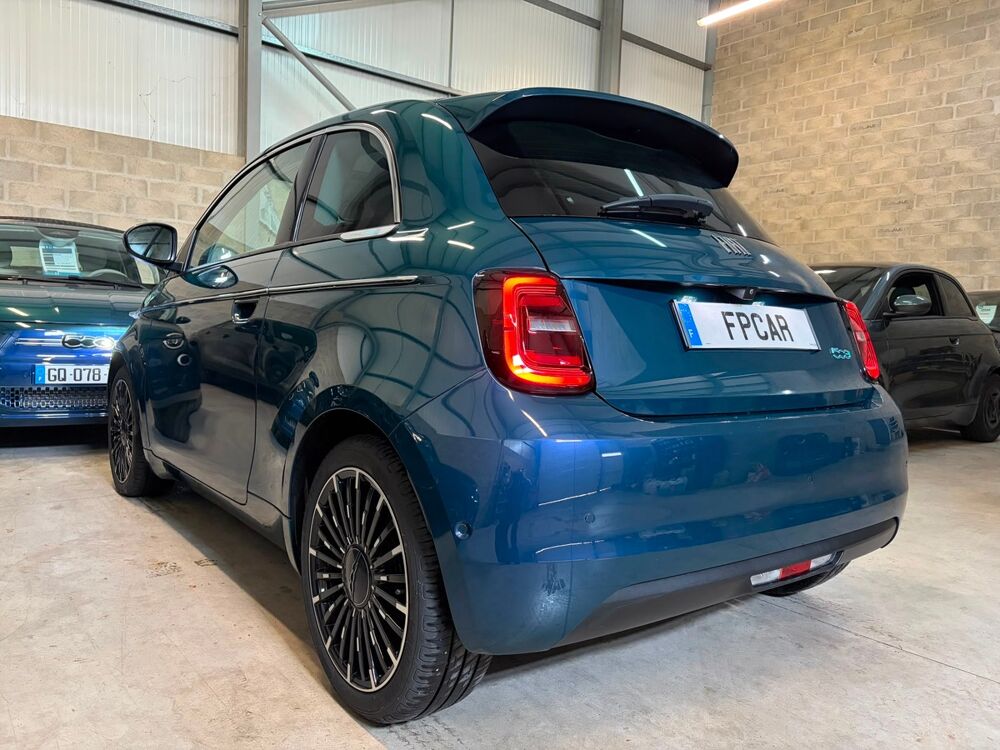 500 e 95cv 23.8 KWH LA PRIMA OCEAN GREEN / CUIR / CAMERA RADAR 2023 occasion 91480 Varennes-Jarcy
