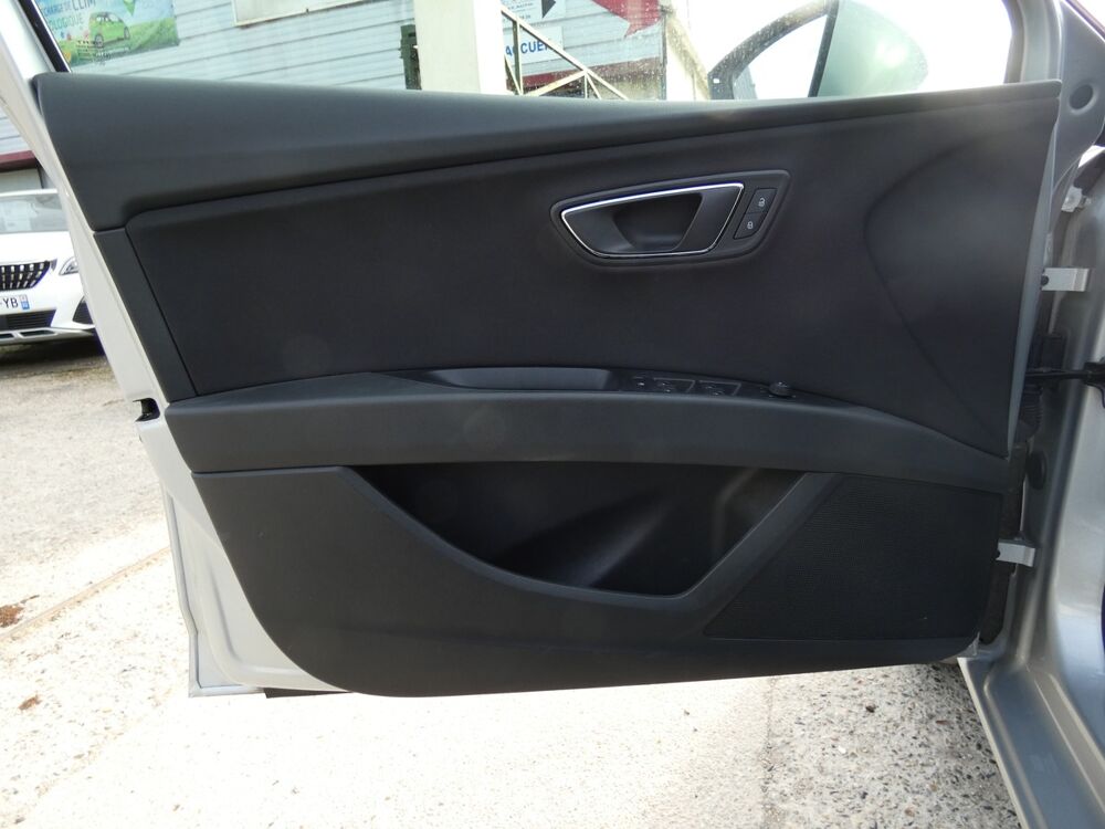 Leon 1.2 TSI STYLE 110 2015 occasion 77460 SOUPPES-SUR-LOING
