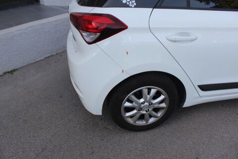 i20 1.2 84 ch INITIA + CLIMATISATION + BLUETOOTH 2016 occasion 34430 Saint-Jean-de-V&eacute;das