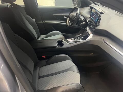 3008 II Phase 2 1.6 THP 16V 225 Hybrid e-EAT8 180 cv Bo&icirc;te auto A 2023 occasion 69740 Genas