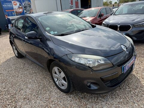 Mégane 1.5 DCI 110 EDC6 DYNAMIQUE DISTRIBUTION NEUVE 2011 occasion 45400 Fleury-les-Aubrais