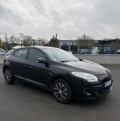 Renault Mégane 3 1.5 DCI 85cv TOMTOM / GPS / RÉGULATEUR / BLUETOOTH 2010 occasion SARTROUVILLE 78500