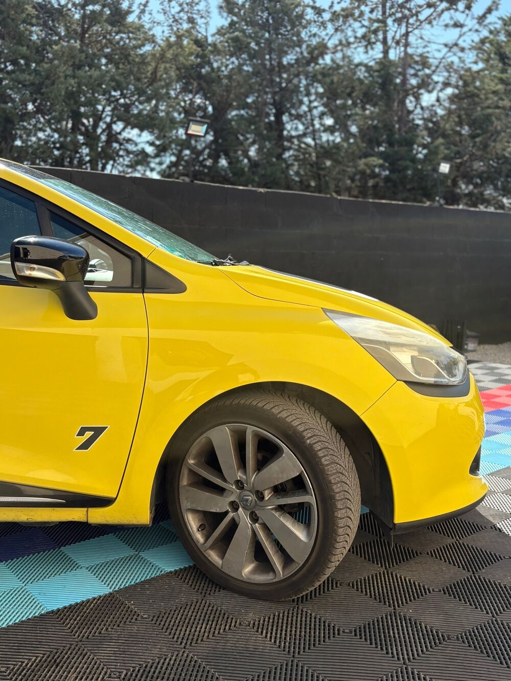 Clio IV Tce 90cv Edition Limit&eacute; Seven Embrayage NEUF 2013 occasion 84700 SORGUES