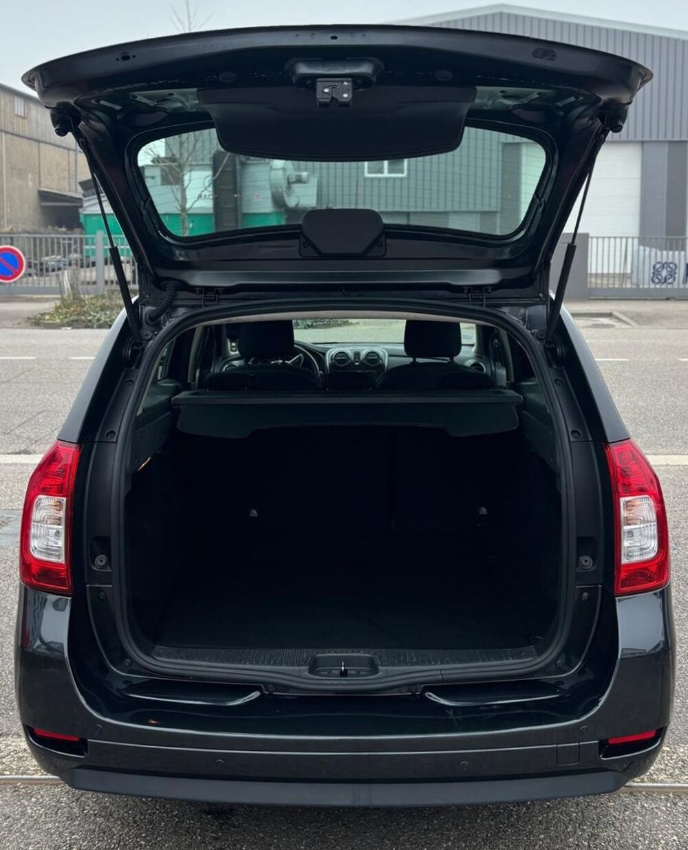 Logan 1.5 dCi 75 LAUREATE – DIESEL – 2017 2017 occasion 69680 CHASSIEU