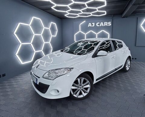 Renault megane - 1.5 Dci 110CH *DISTRI NEUVE *CLIM *GAR