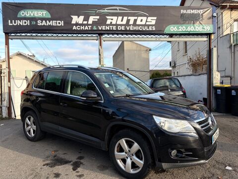 Volkswagen Tiguan 2L 140 CARAT TOUT LE SUIVIE D ENTRETIEN GPS TOIT Ouvrant PA 2009 occasion ARGENTEUIL 95100