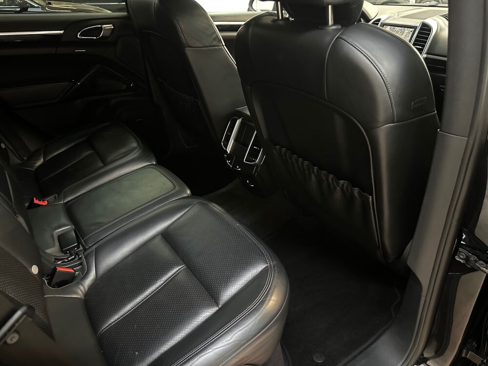 Cayenne S 4.8 V8 400ch BVA8 AWD / TO / Si&egrave;ges Chauffants &Eacute;lectriques 2010 occasion 45770 Saran